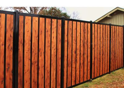 Black Metal & Wood Privacy Fence