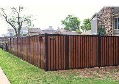 FenceTrac Privacy Fence With Stained Cedar & H-tracs