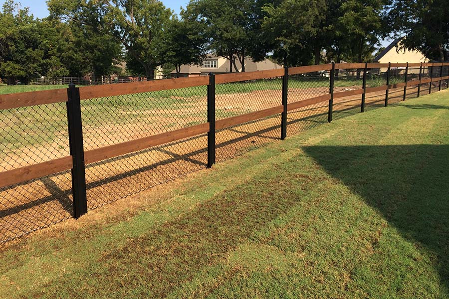 Ranch Rail Fence Builder - Arrow Fence Company - Tulsa, Oklahoma