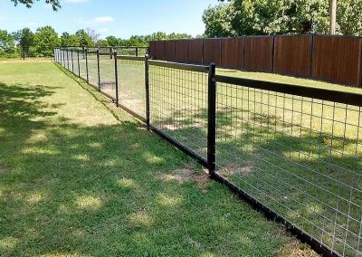 Cattle Panel Black Frame FenceTrac